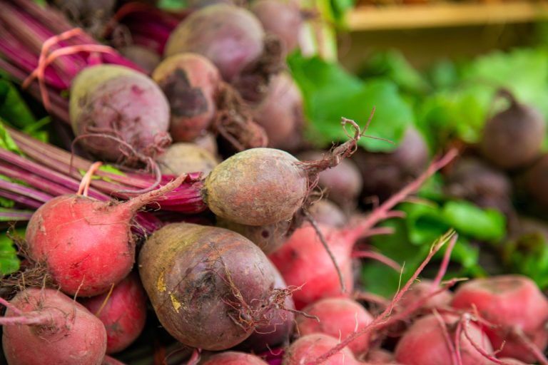 Fruits et légumes de marché - visuel représentatif pour FOREST D.A Producteur