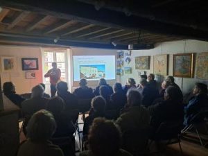 Affiche de l'événement Conférence "La vie des artisans blanchisseurs autrefois"