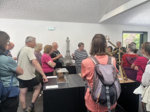 Affiche de l'événement Visite guidée de l'exposition "Une petite histoire de l'architecture avec Antoine Brun